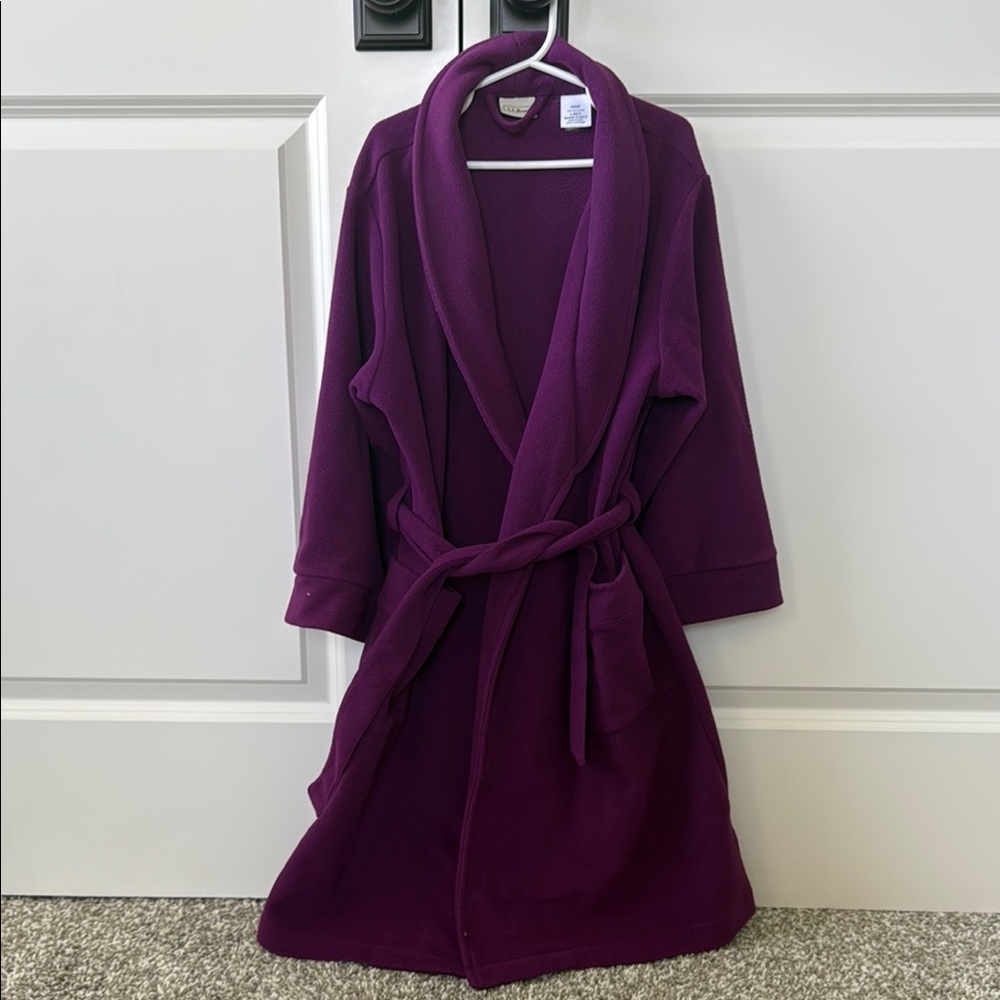LL Bean Kids fleece robe size 6-7
